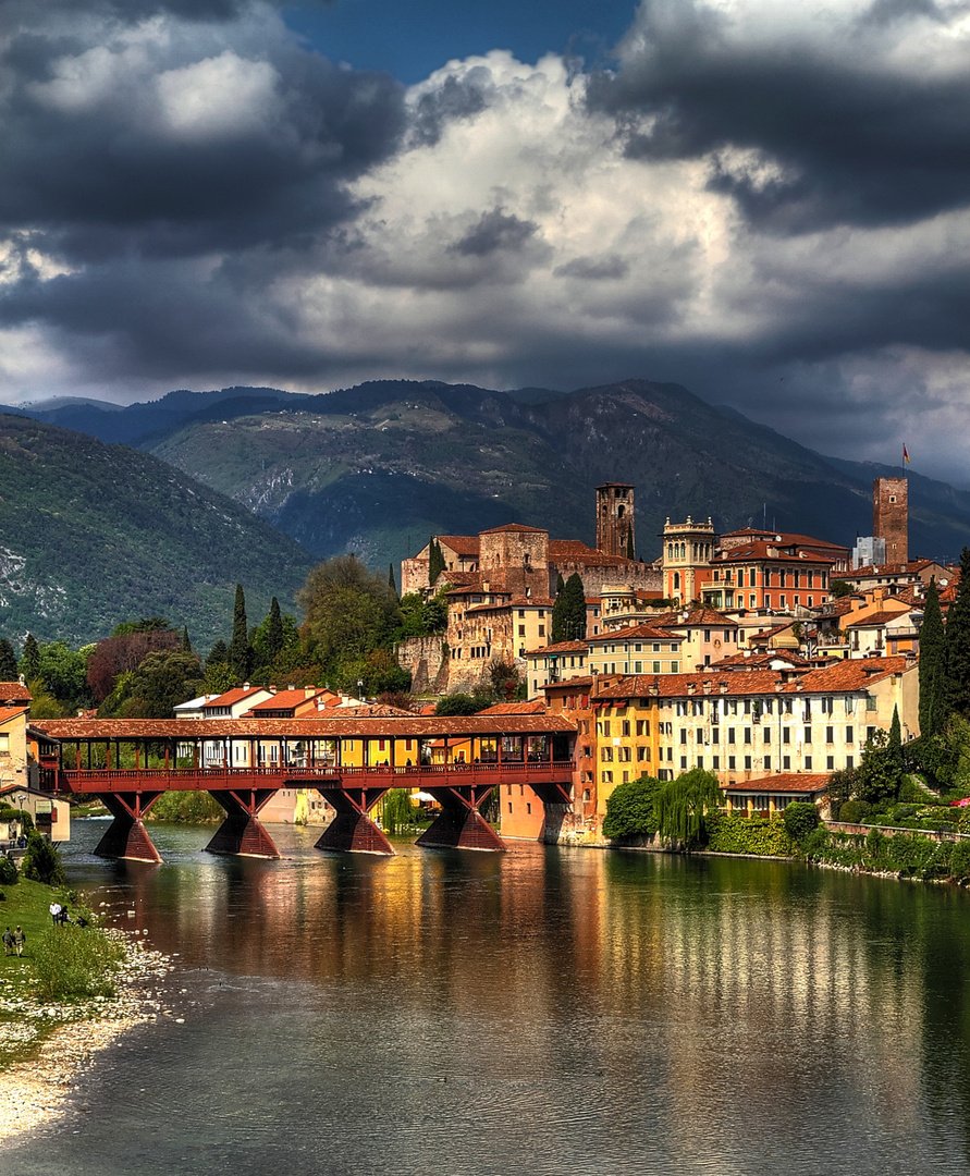 | Tinees: la Storia è di tutti!